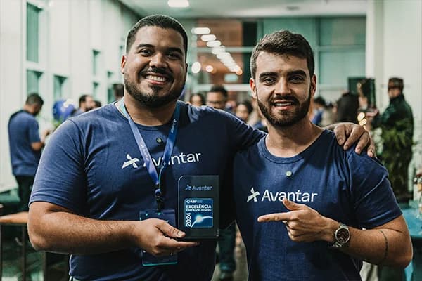Sócios Avantar com o reconhecimento de Excelência em Franchising